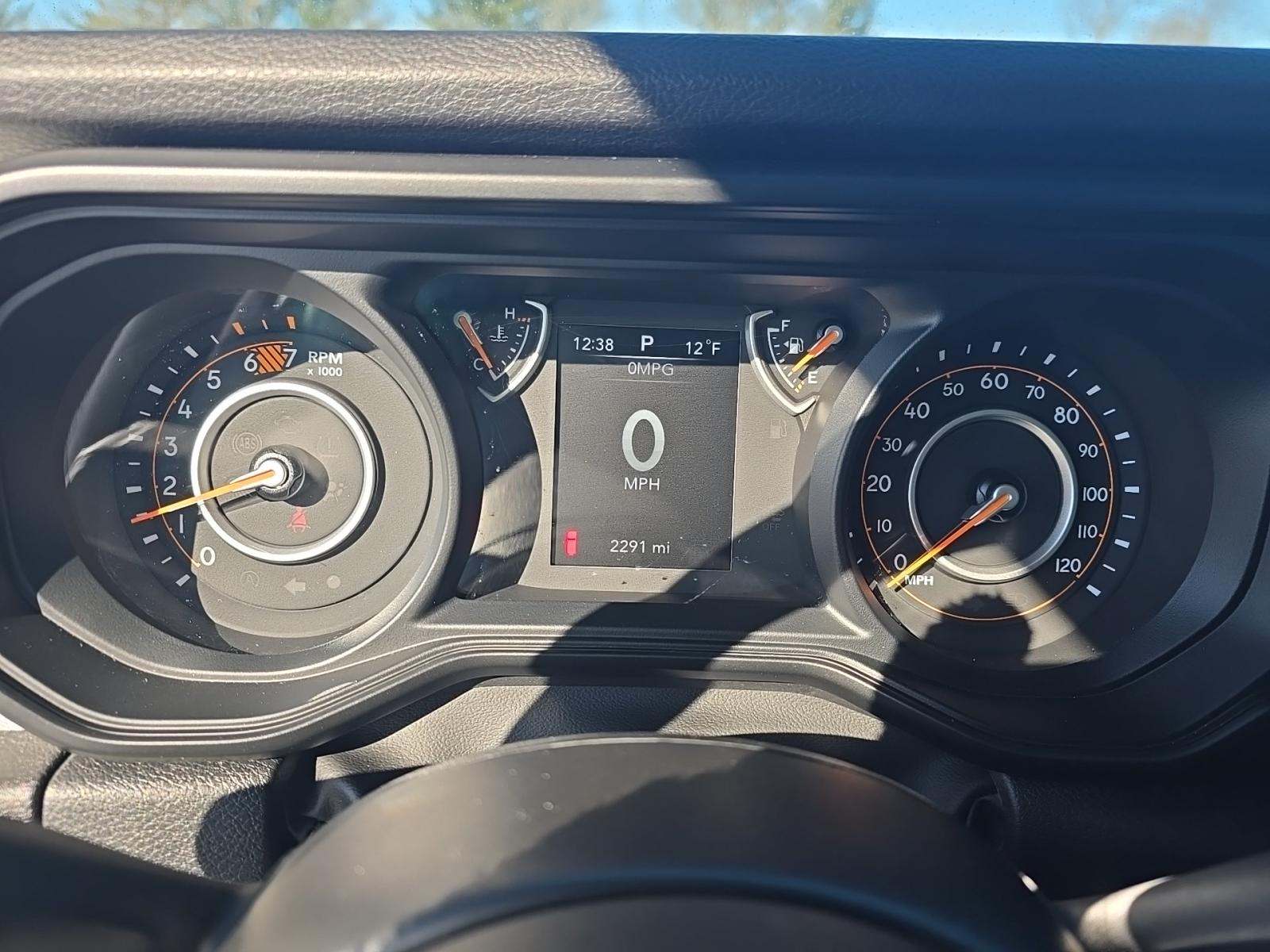 Jeep Wrangler 2 Door Sport снимка Jeep Wrangler 2 Door Sport