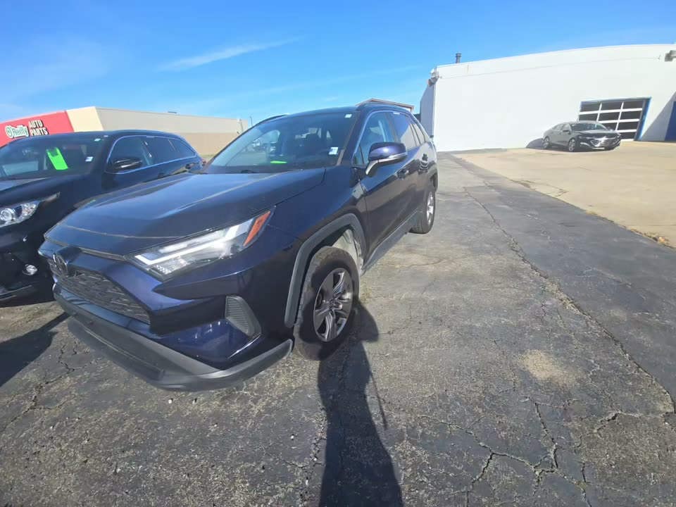 2023 Toyota RAV4 XLE AWD