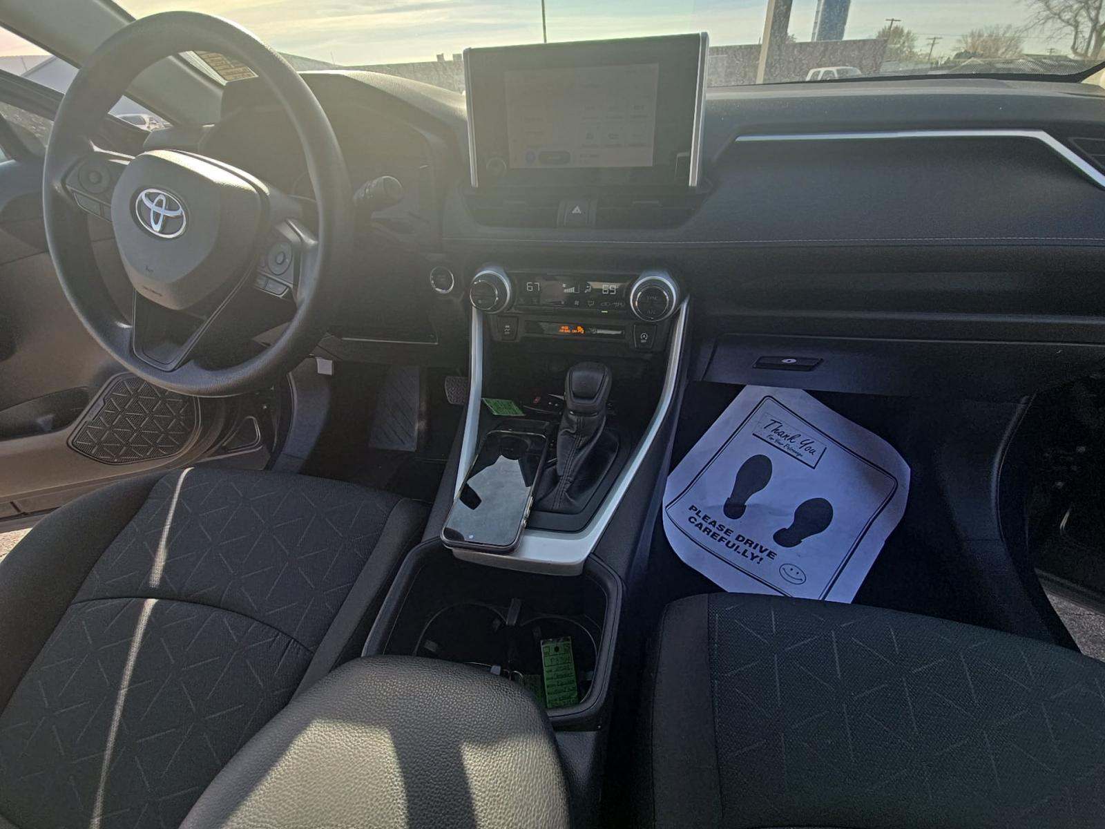 2023 Toyota RAV4 XLE AWD