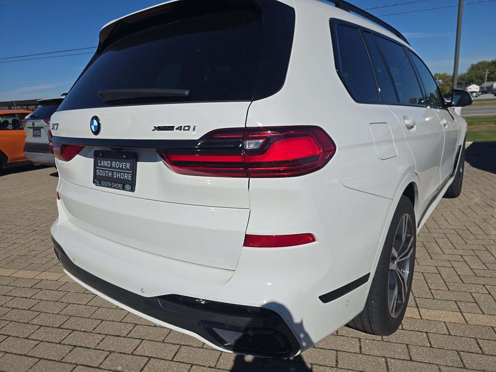 2022 BMW X7 xDrive40i AWD