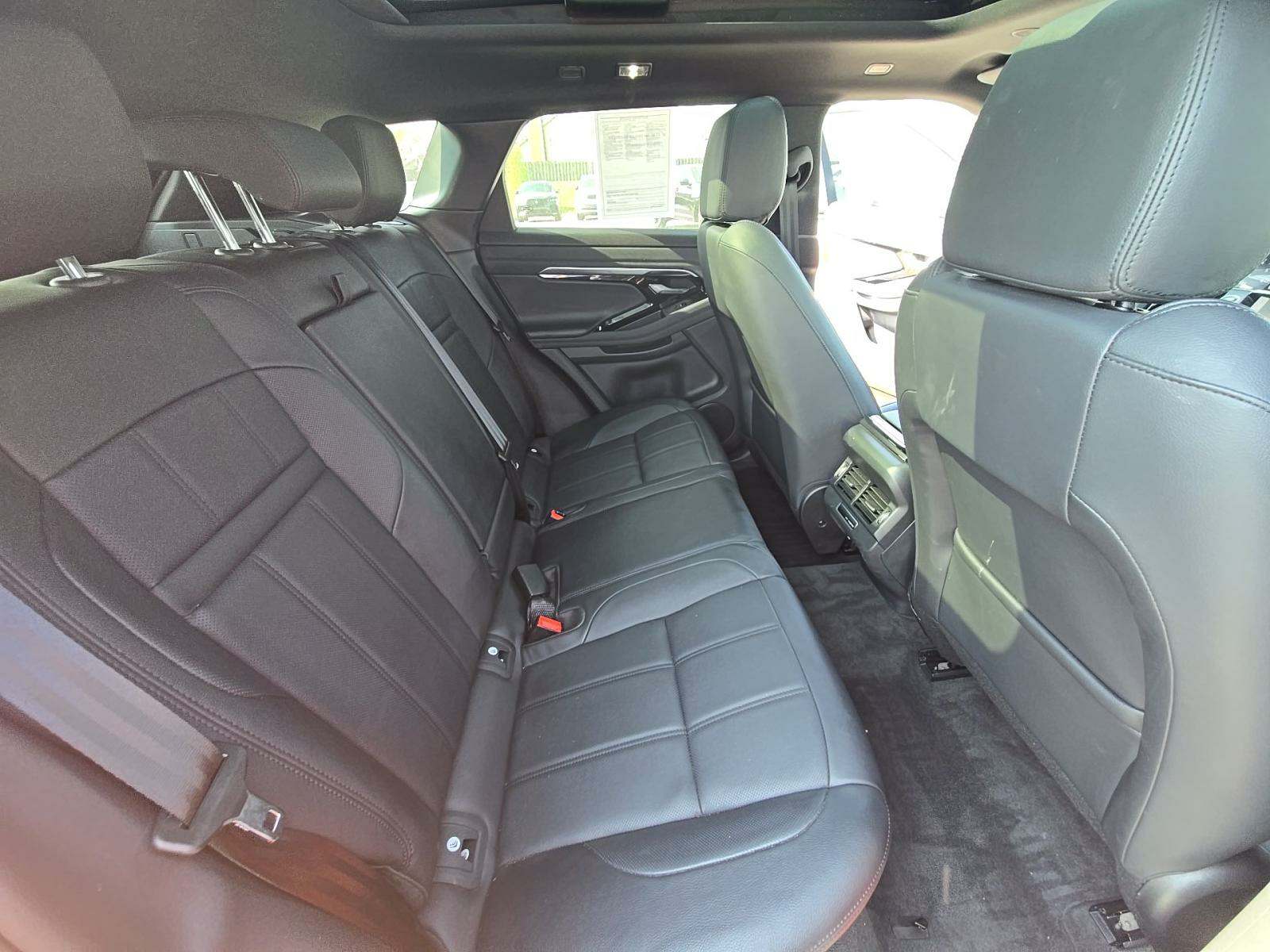 2022 Land Rover Range Rover Evoque R-Dynamic SE AWD