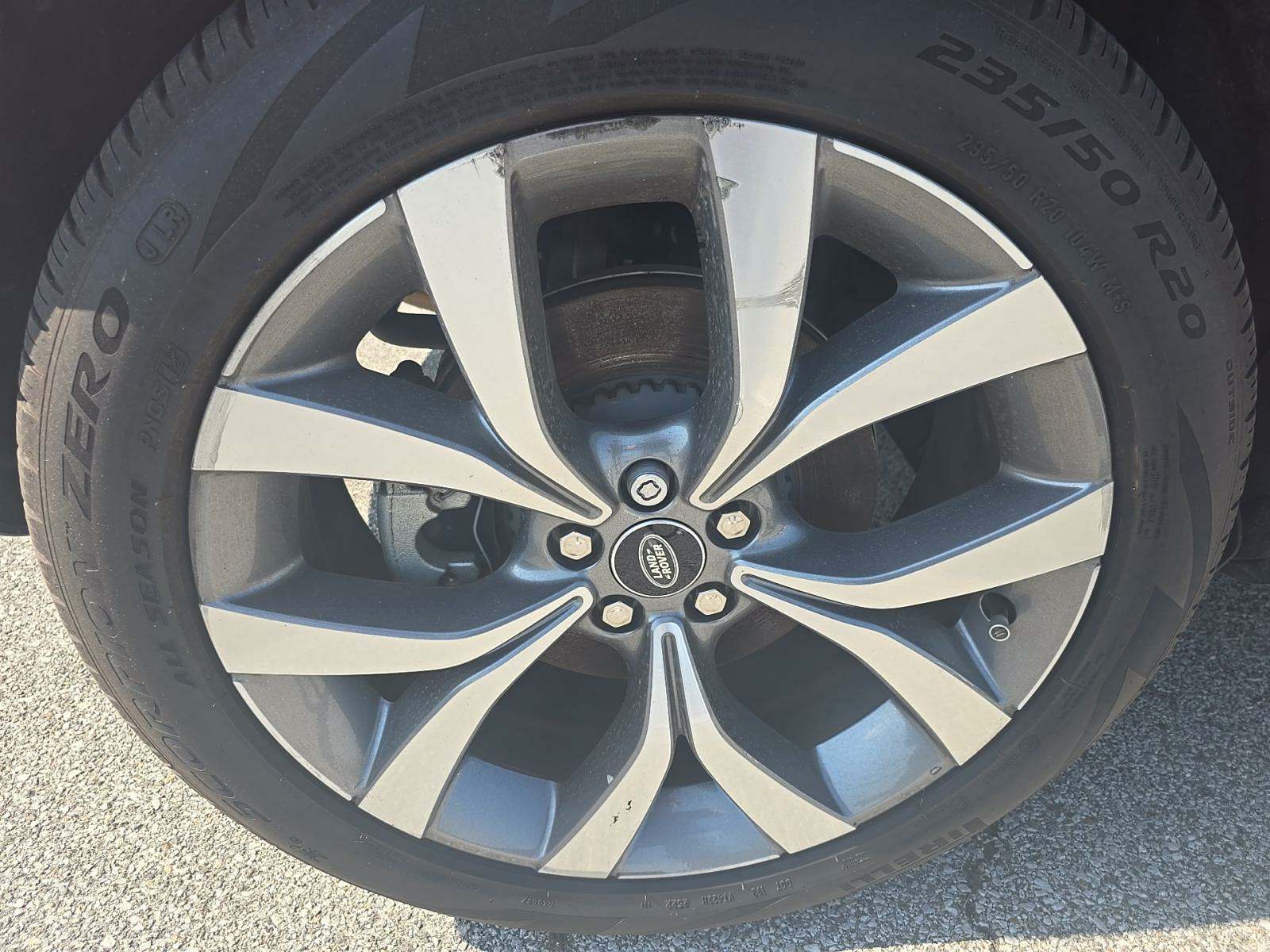 2022 Land Rover Range Rover Evoque R-Dynamic SE AWD