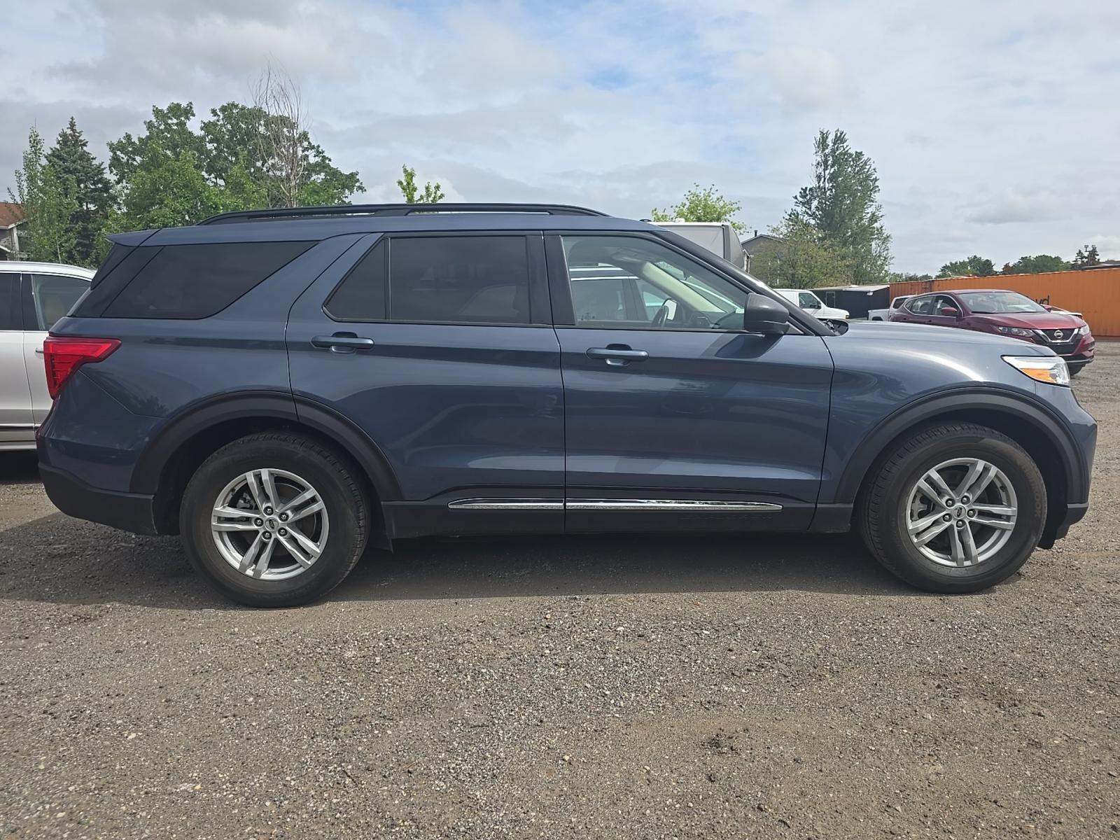 FORD EXPLORER - 4