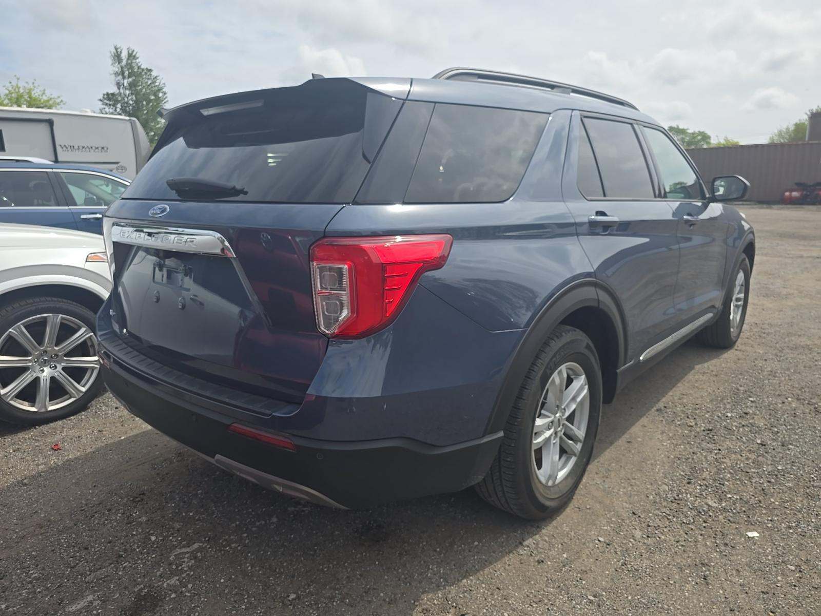 FORD EXPLORER - 3