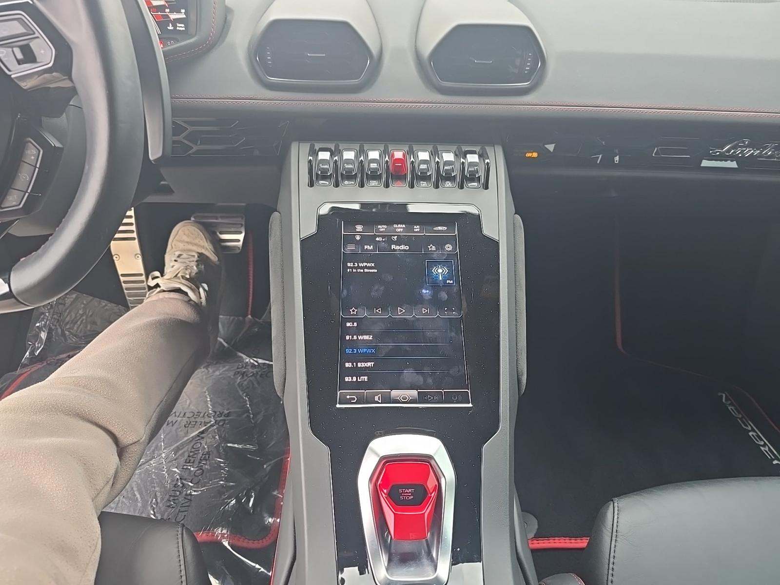 2020 Lamborghini Huracan EVO AWD