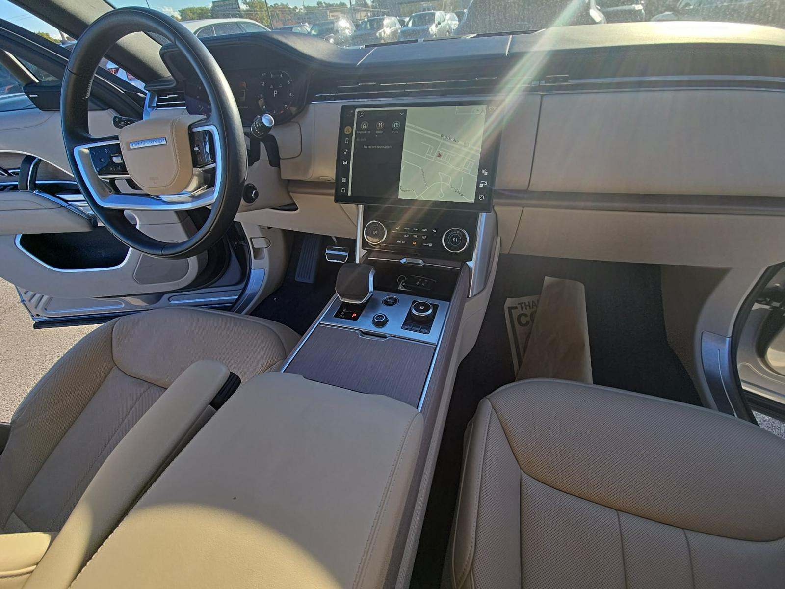 2023 Land Rover Range Rover SE AWD