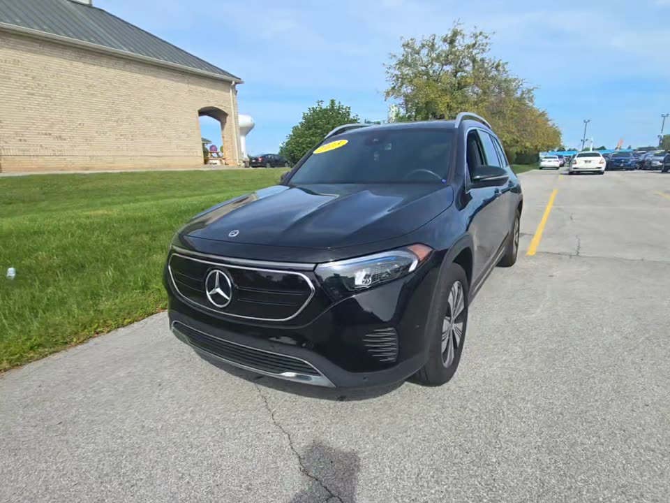 2023 Mercedes-Benz EQB 300