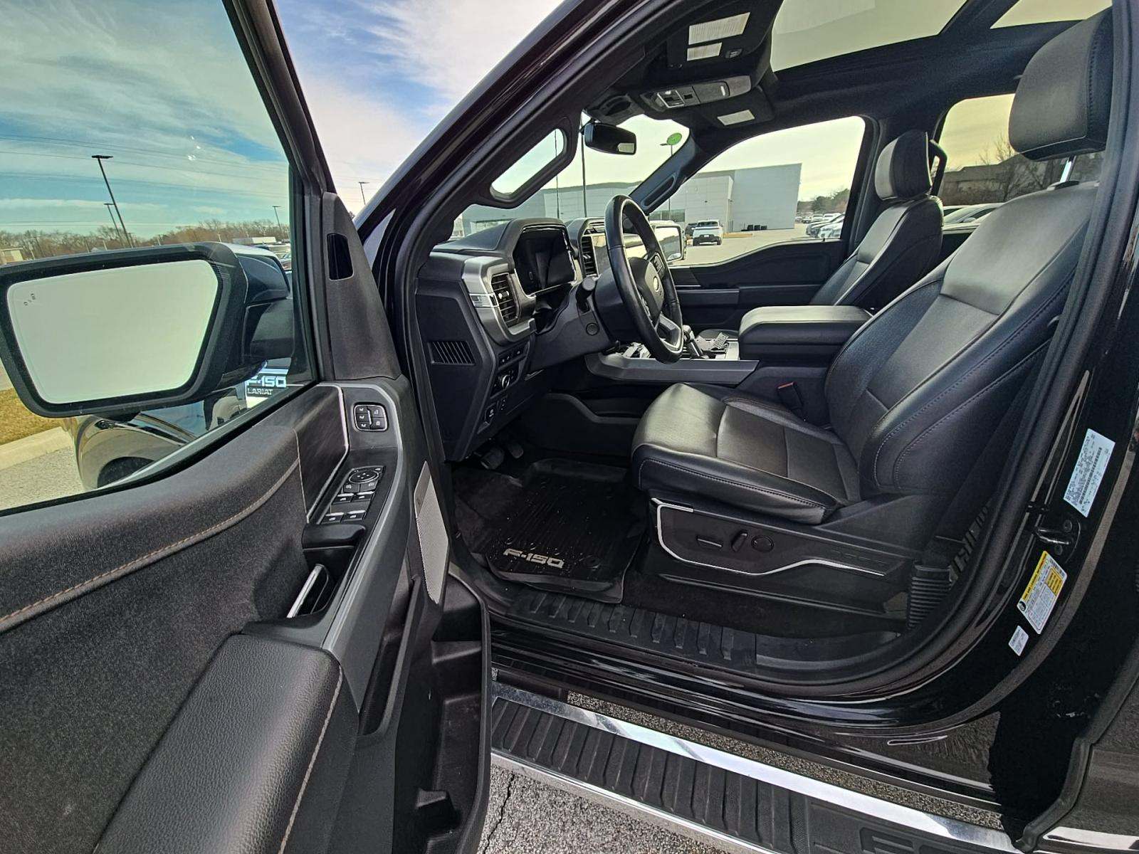 2024 Ford F-150 Lariat AWD