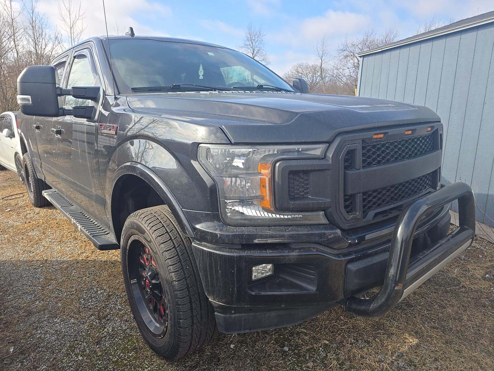 FORD F-150 - 4