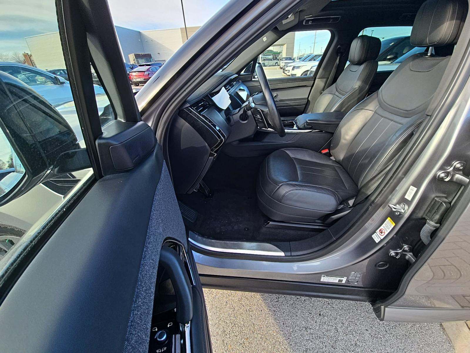 2024 Land Rover Range Rover Sport Dynamic SE AWD