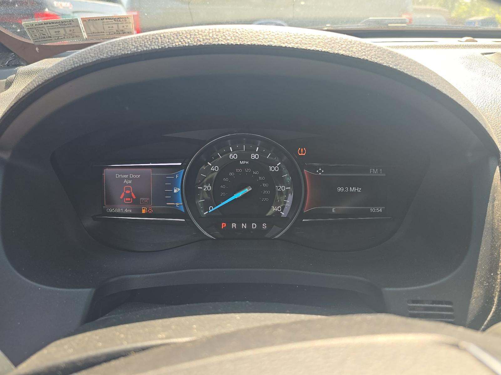 FORD EXPLORER - 9