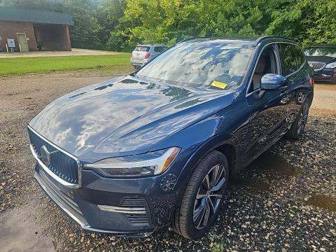2022 Volvo XC60 B5 Momentum FWD
