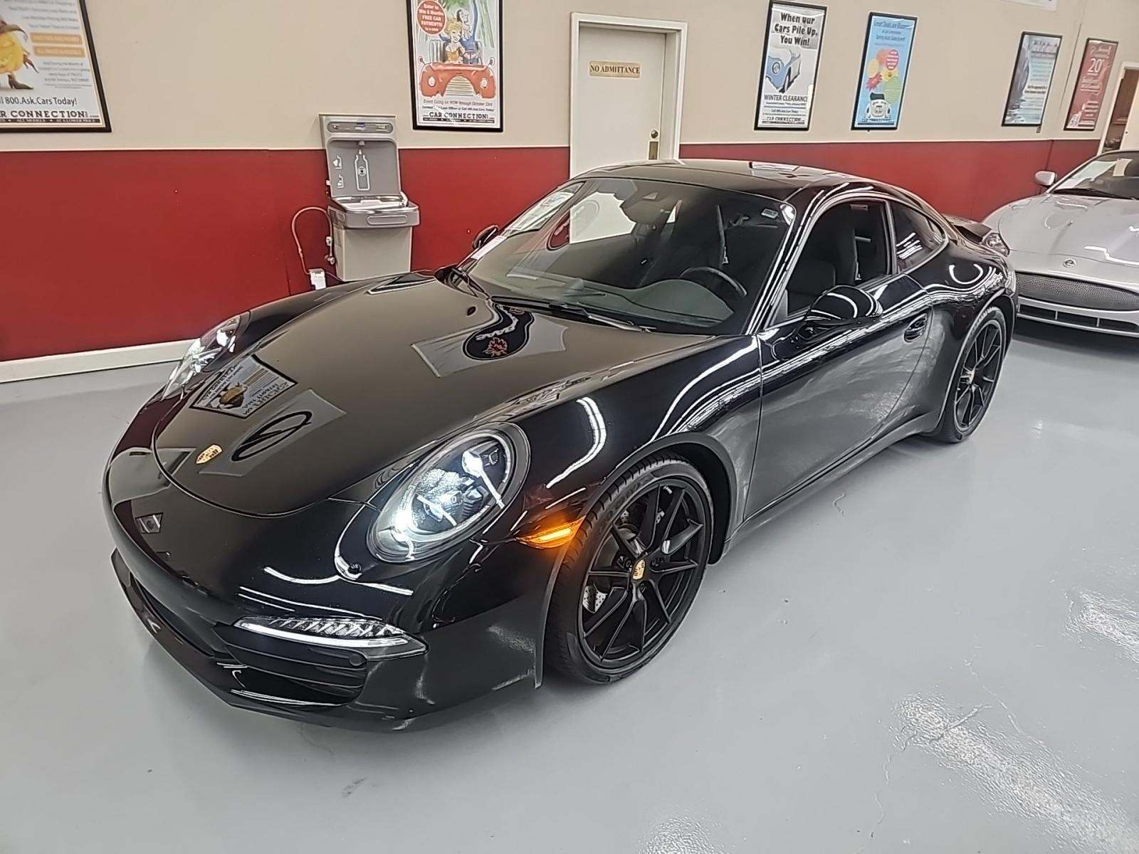 2016 Porsche 911 Carrera Black Edition
