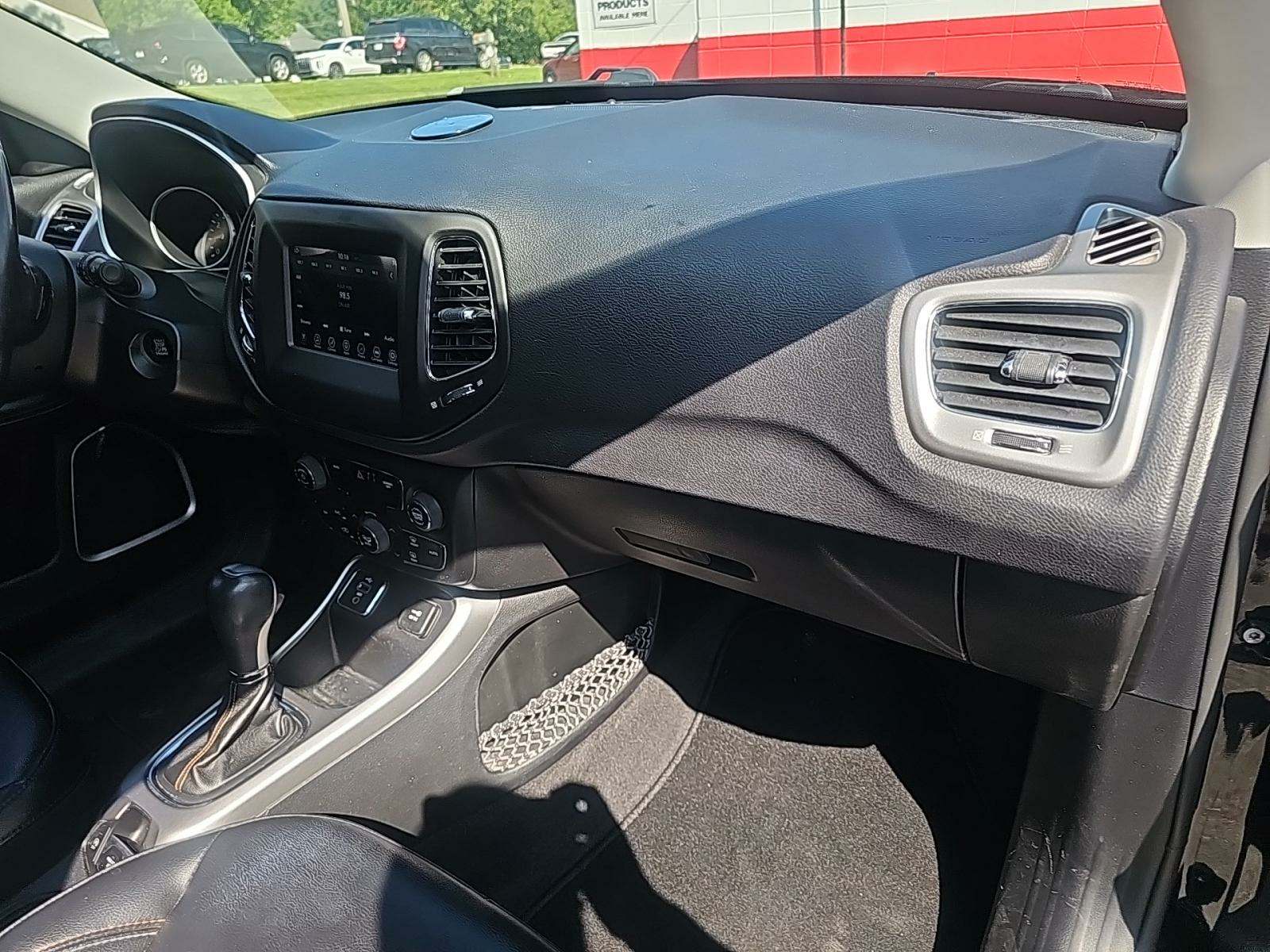2018 Jeep Compass Latitude FWD