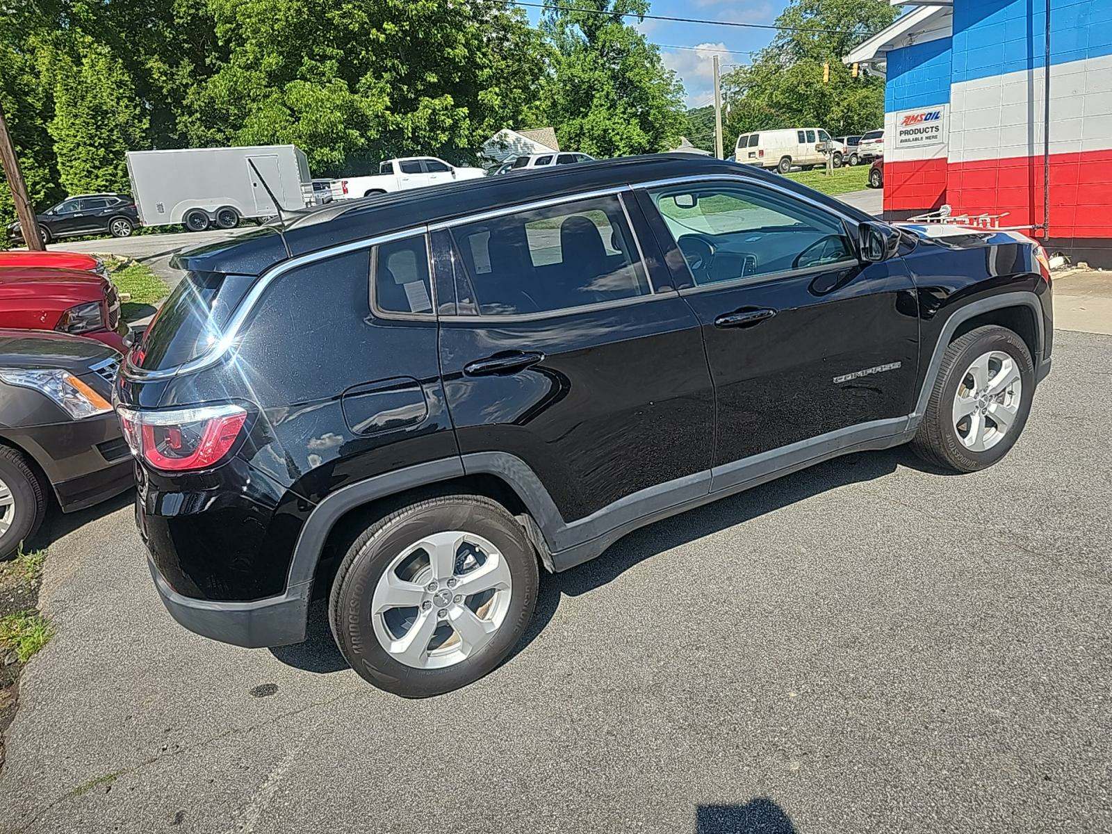 2018 Jeep Compass Latitude FWD