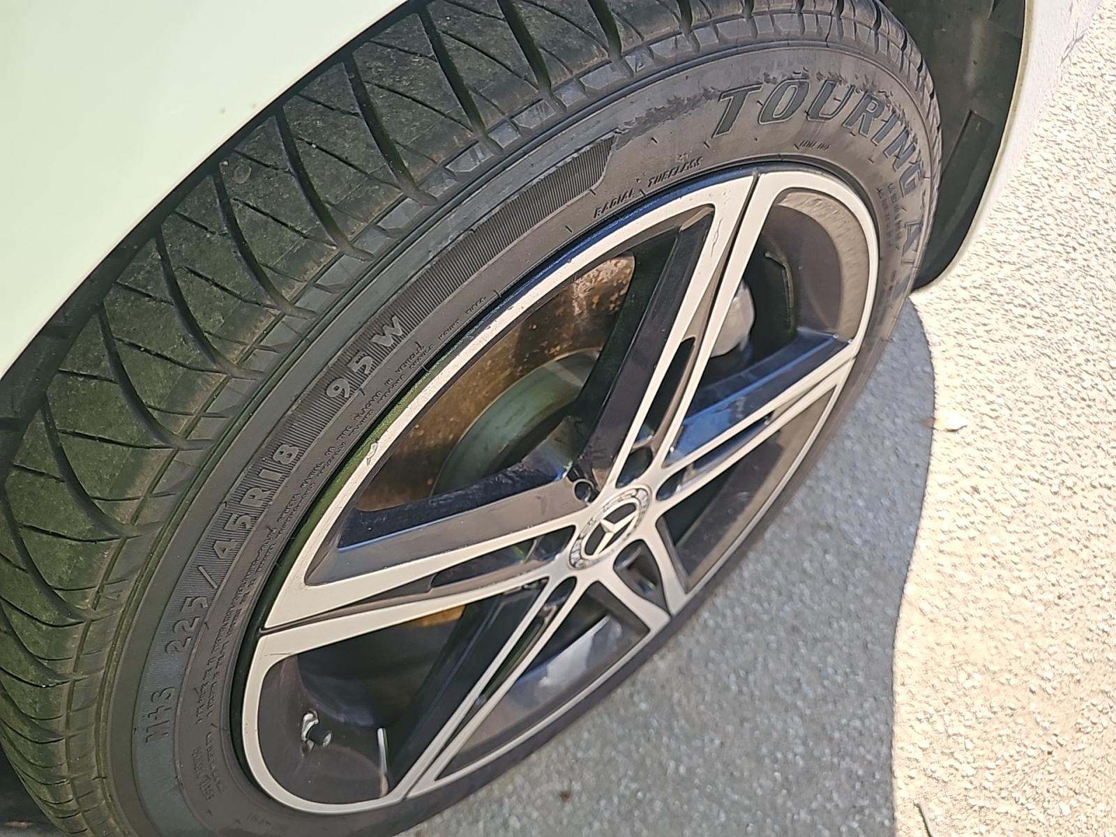 2019 Mercedes-Benz A-Class A 220 FWD