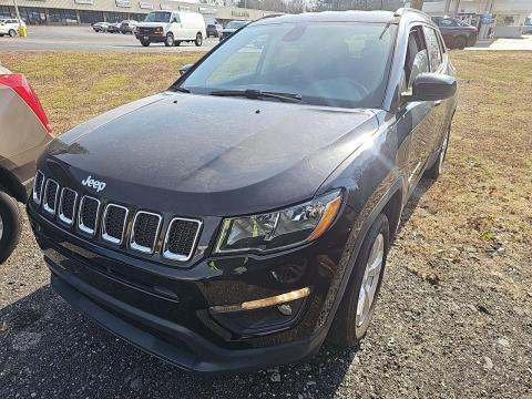 JEEP LATITUDE - 1
