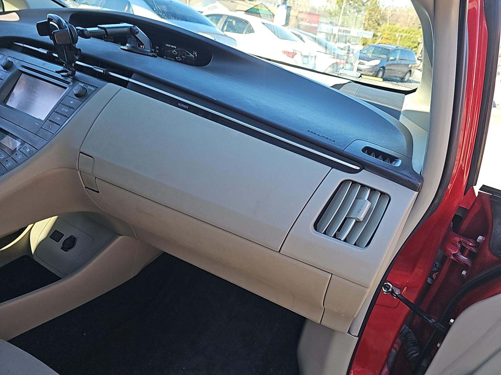 2014 Toyota Prius Two FWD