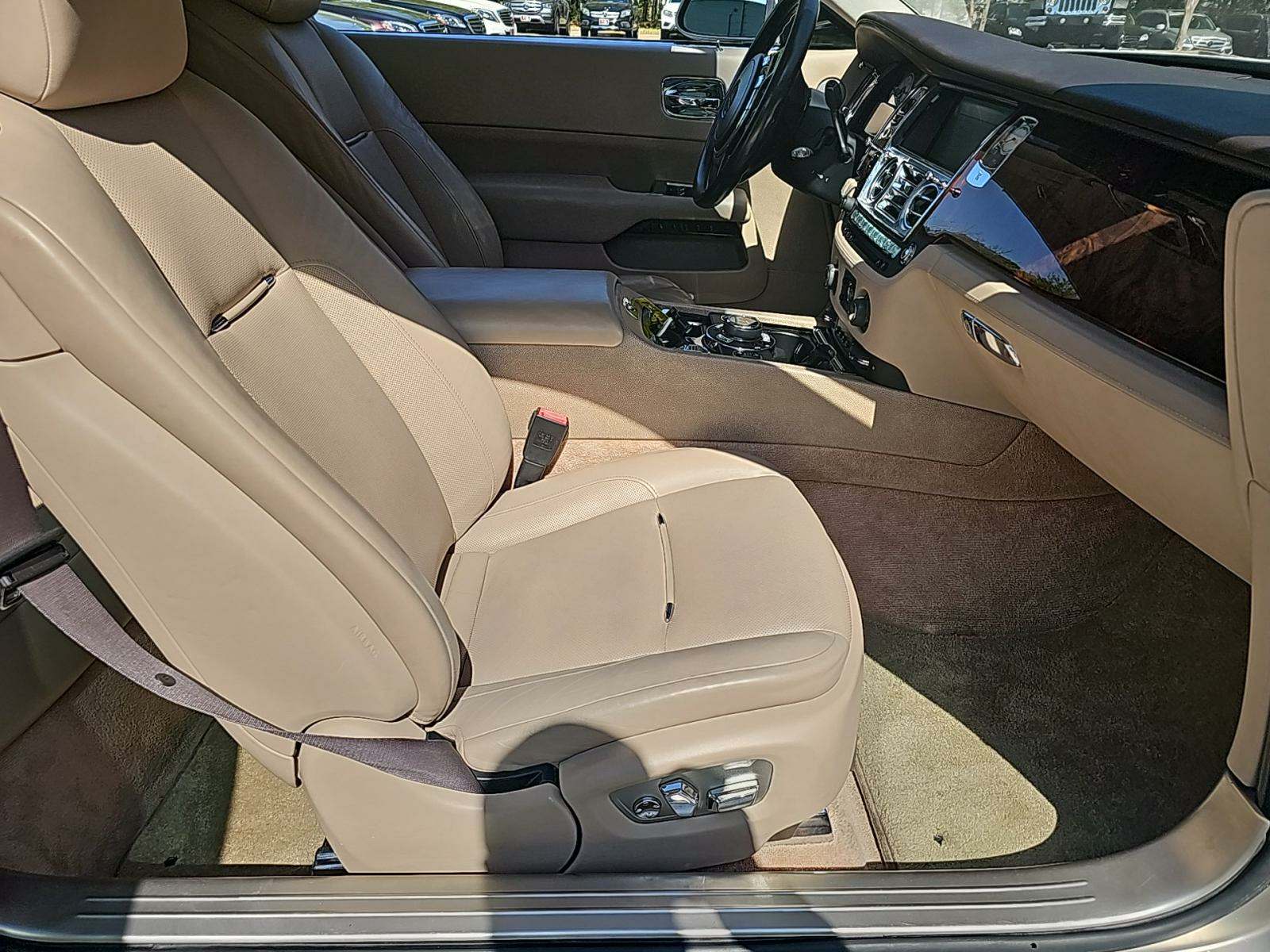 2016 Rolls-Royce Wraith Base RWD