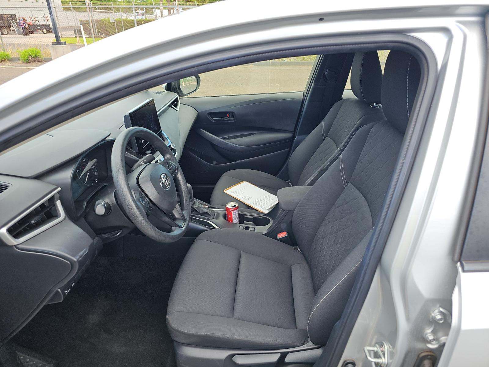 2025 Toyota Corolla LE FWD