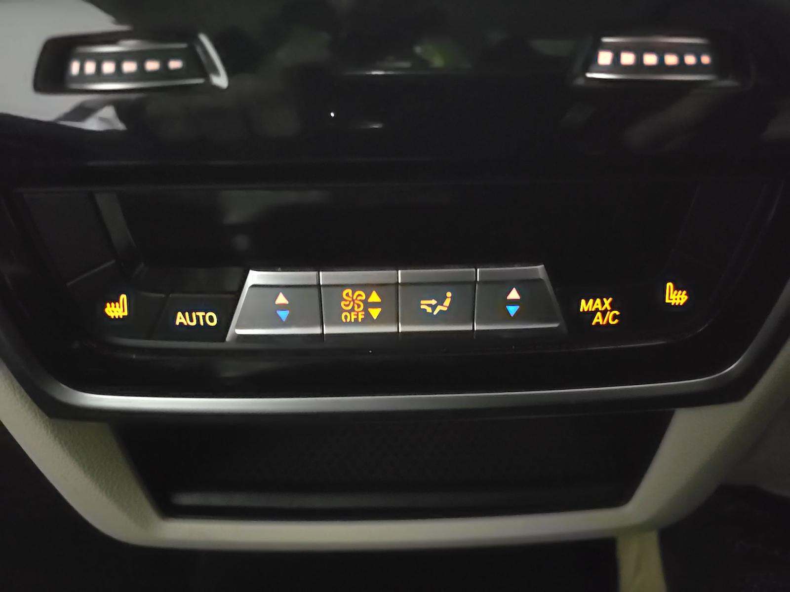 2020 BMW X7 xDrive40i AWD