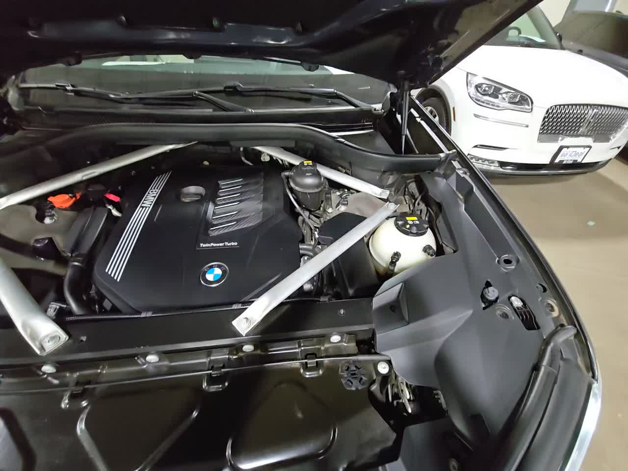 2020 BMW X7 xDrive40i AWD