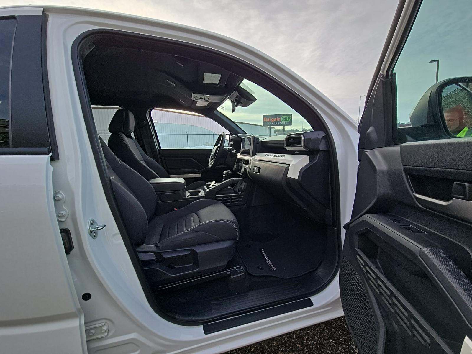 2024 Toyota Tacoma TRD Off-Road AWD