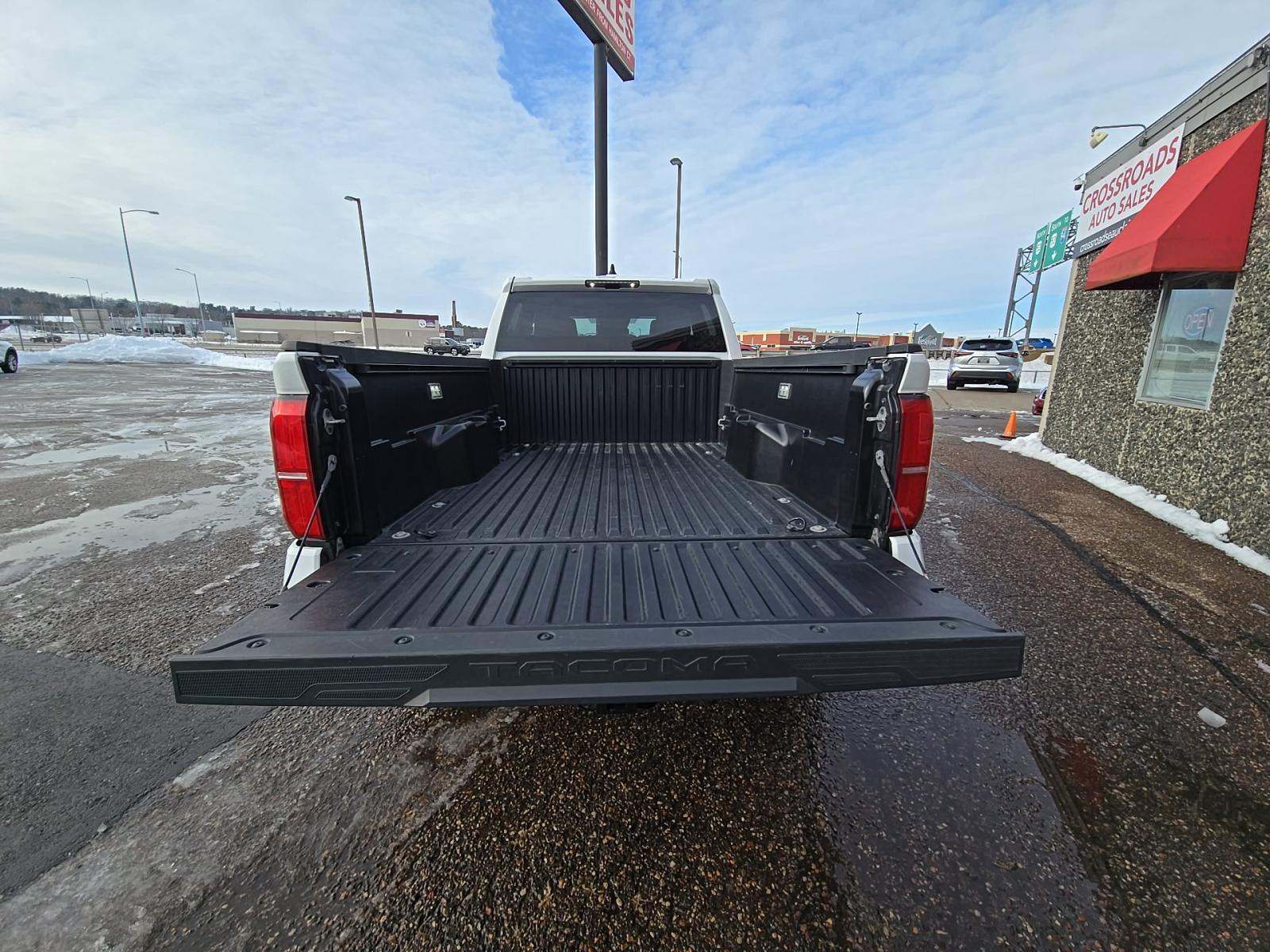 2024 Toyota Tacoma TRD Off-Road AWD