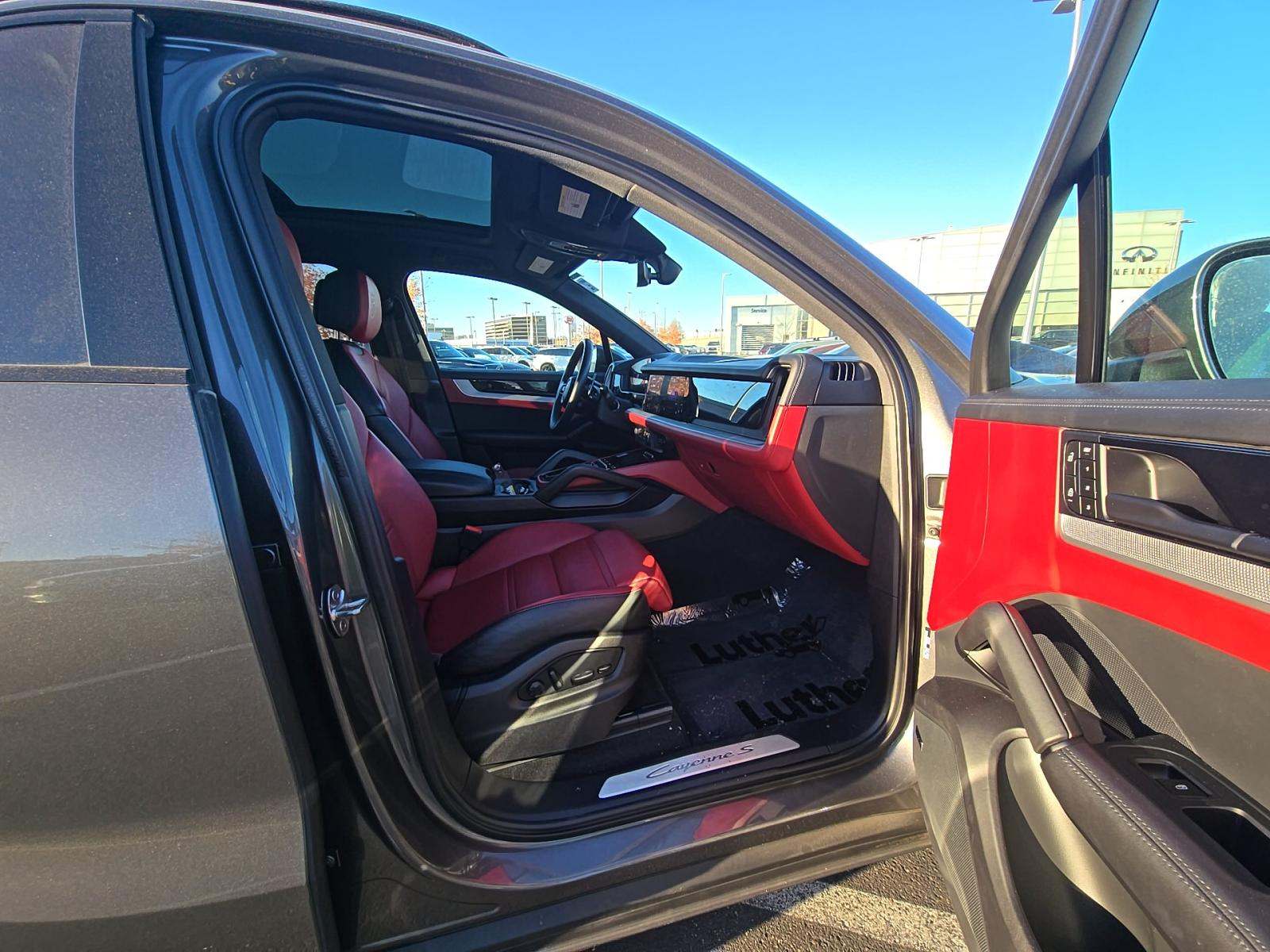 2024 Porsche Cayenne S AWD