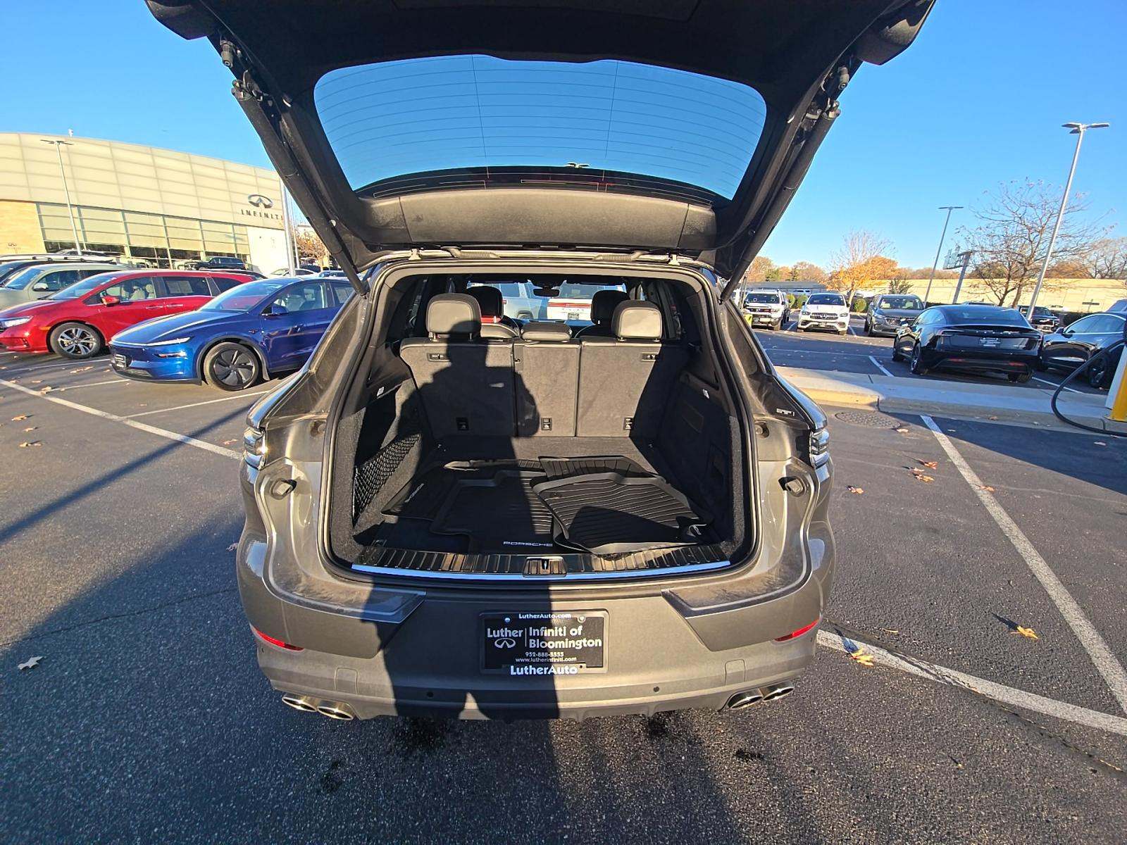 2024 Porsche Cayenne S AWD