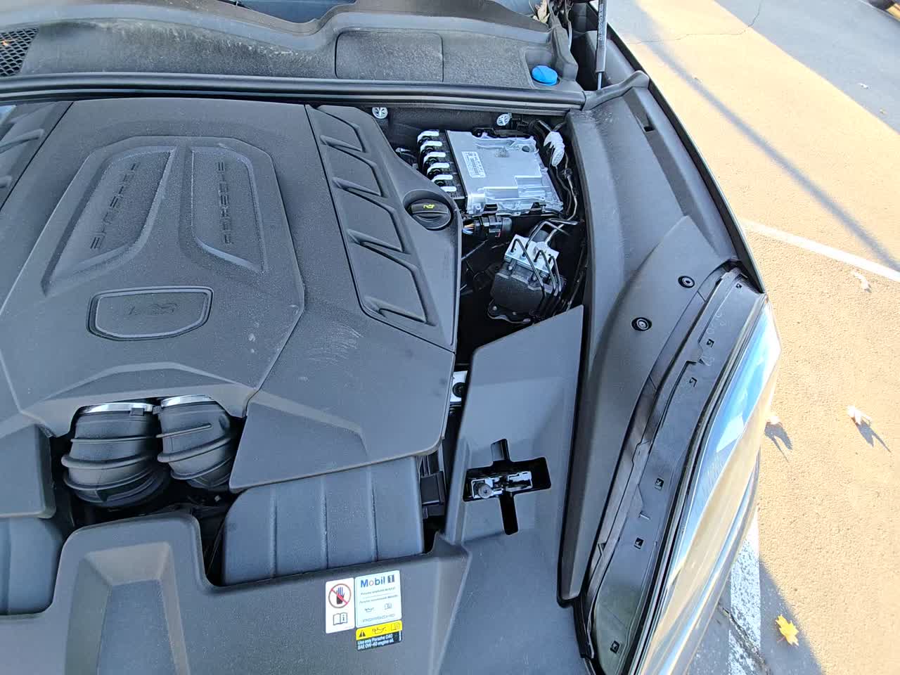 2024 Porsche Cayenne S AWD