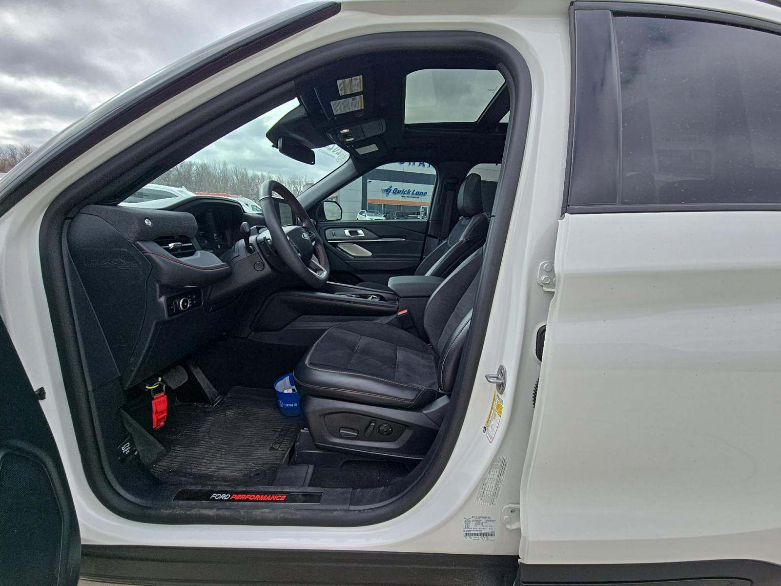 FORD EXPLORER - 2