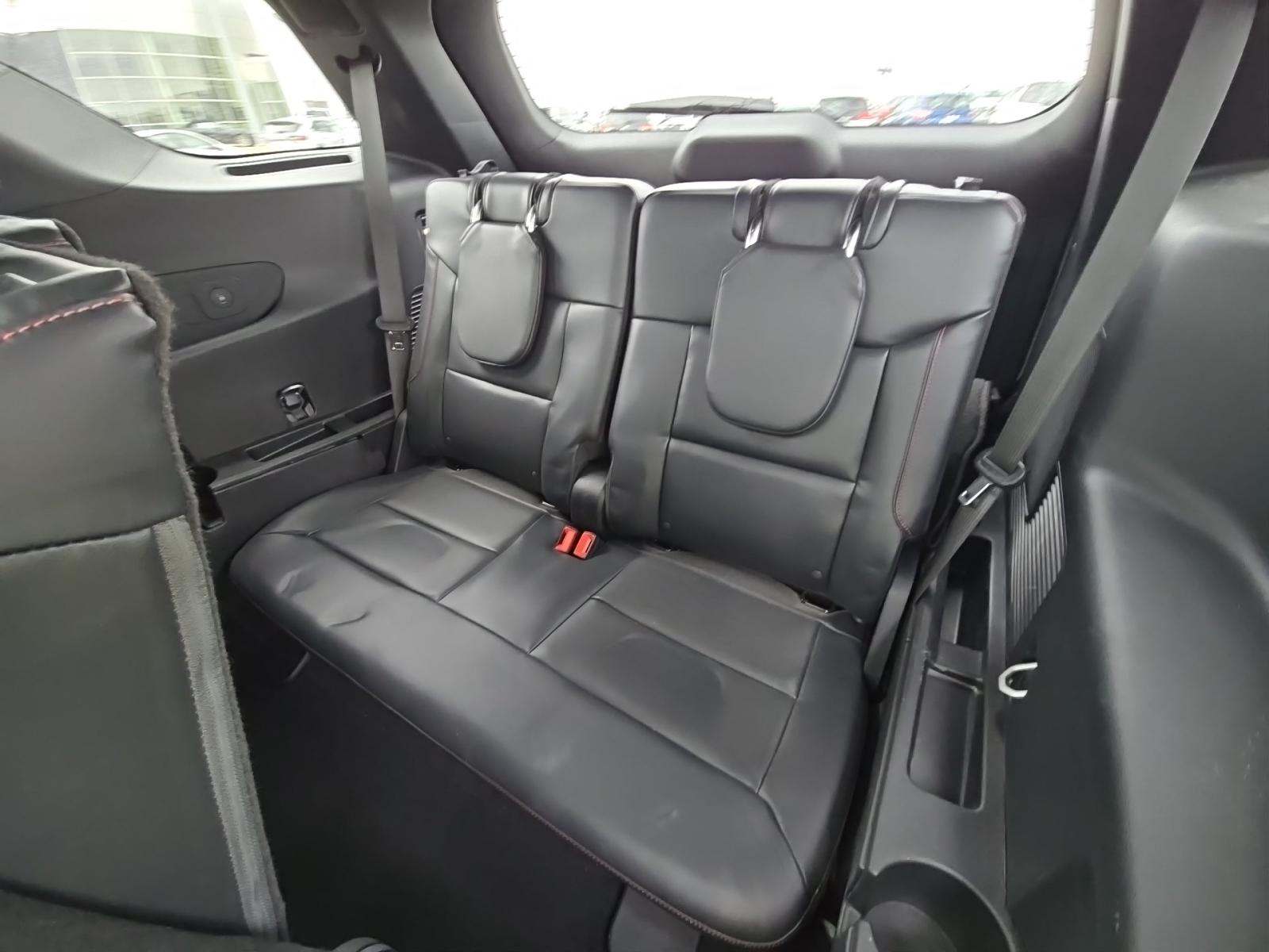 FORD EXPLORER - 10