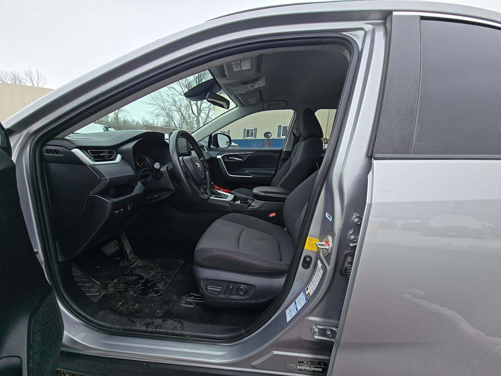 2021 Toyota RAV4 XLE AWD