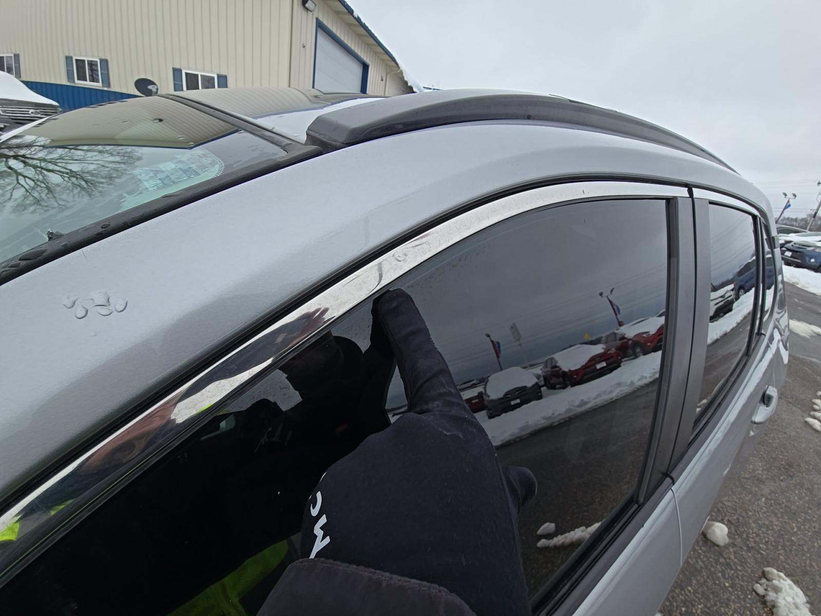 2021 Toyota RAV4 XLE AWD