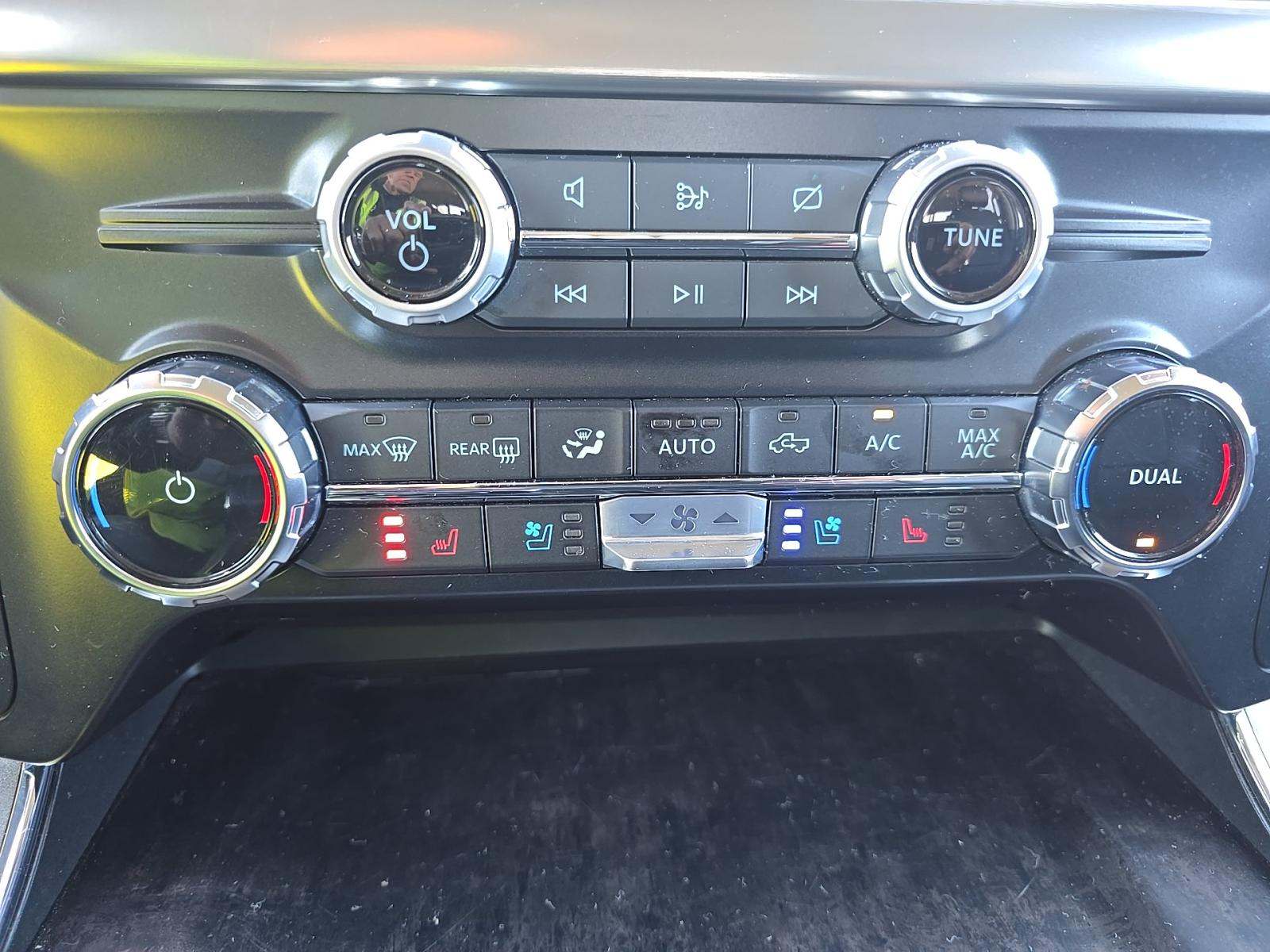 2023 Ford F-150 Lariat AWD