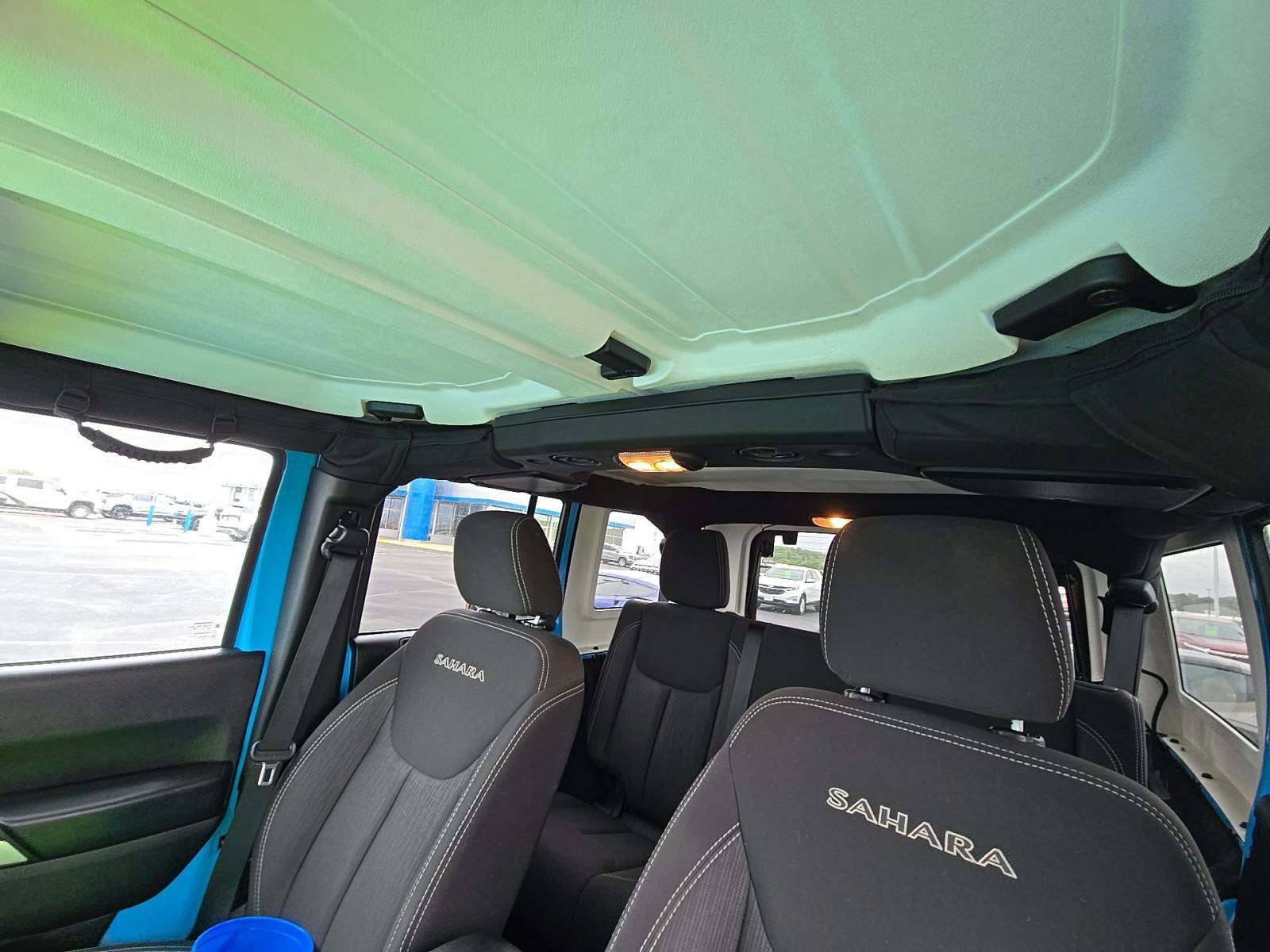 2017 Jeep Wrangler Unlimited Sahara AWD