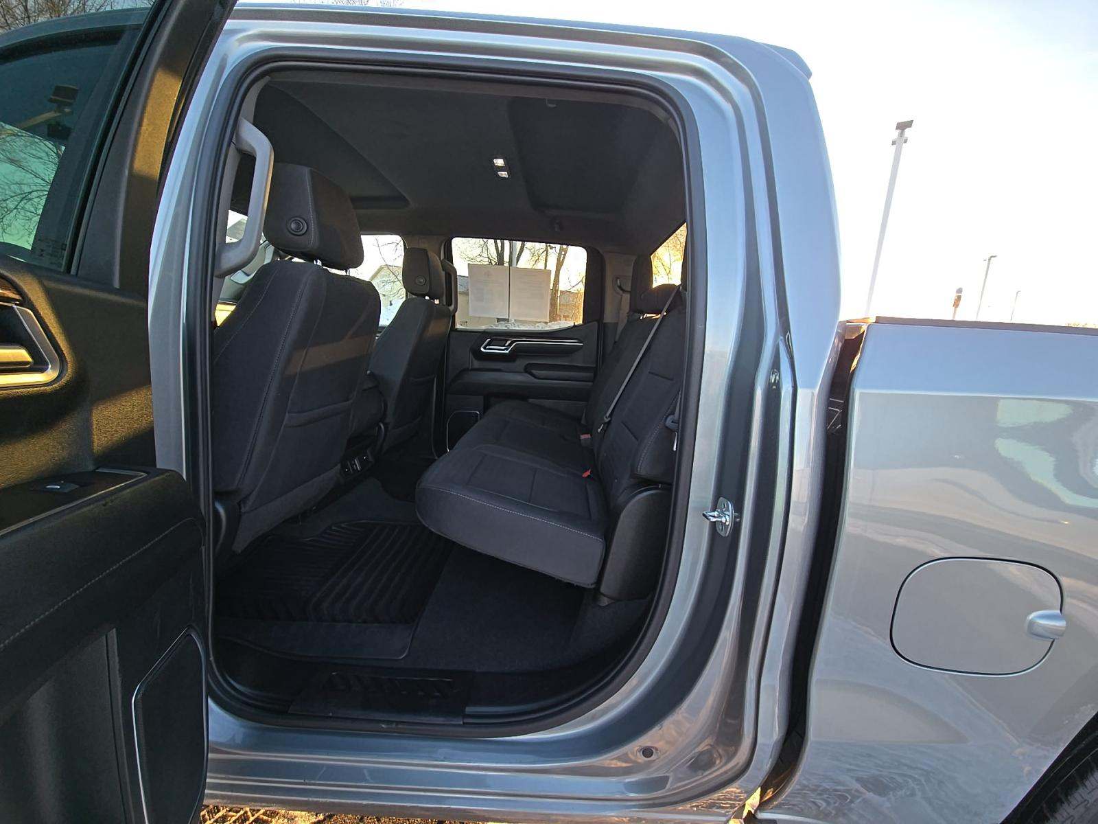 2025 Chevrolet Silverado 1500 LT AWD