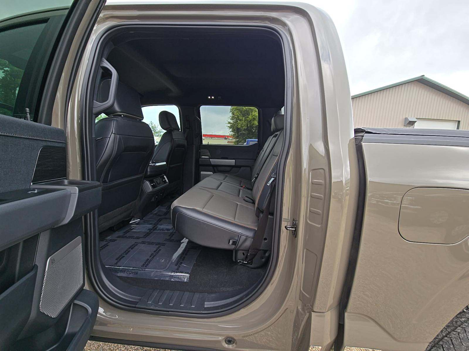 2025 Ford F-150 Hybrid Lariat AWD