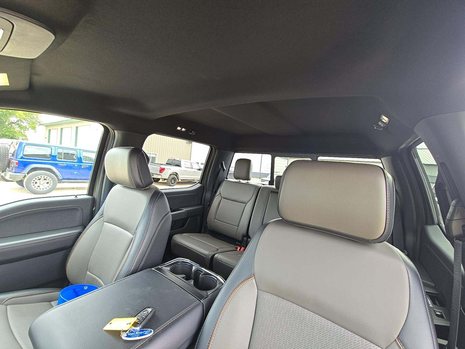 2025 Ford F-150 Hybrid Lariat AWD