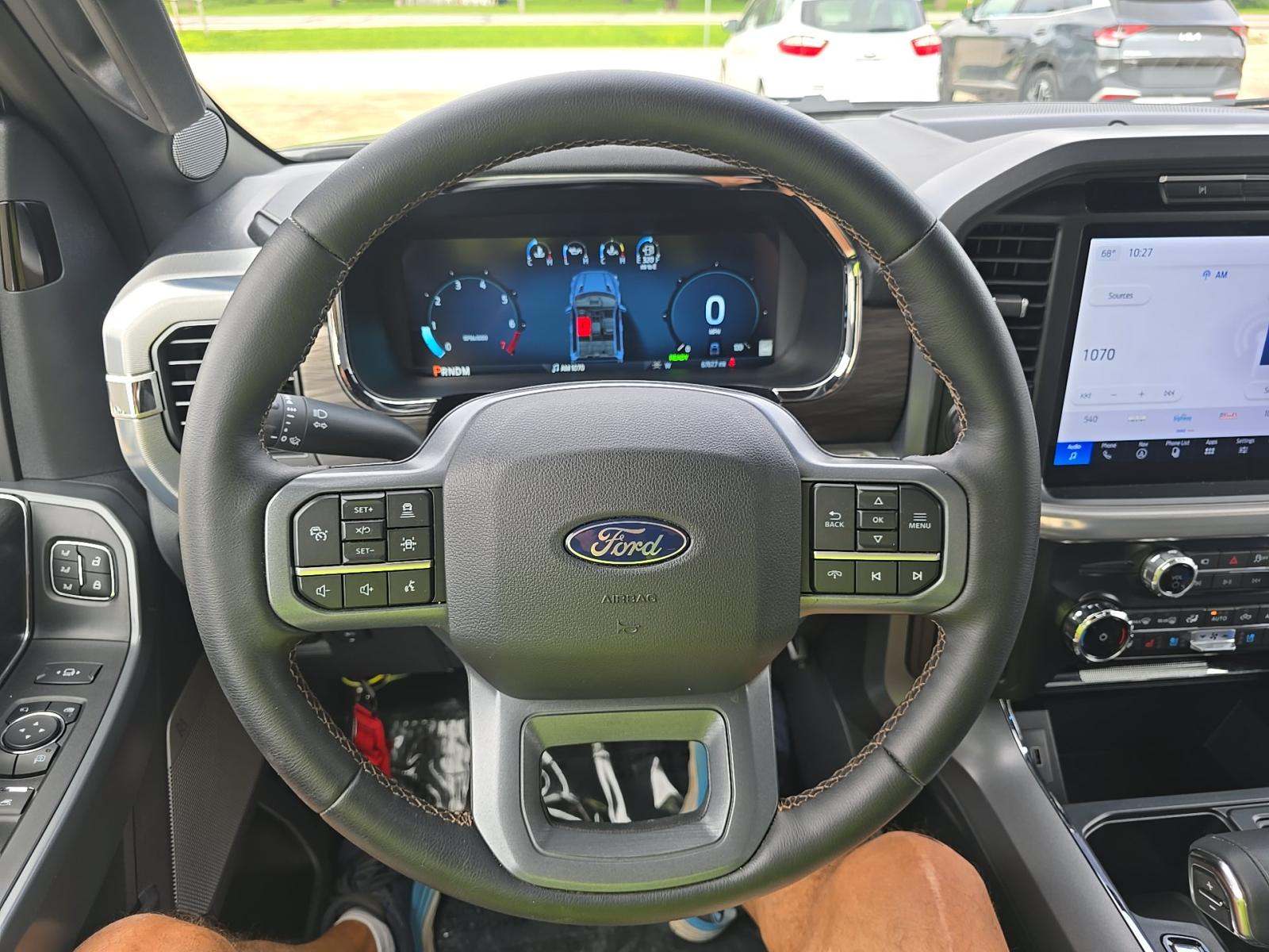 2025 Ford F-150 Hybrid Lariat AWD