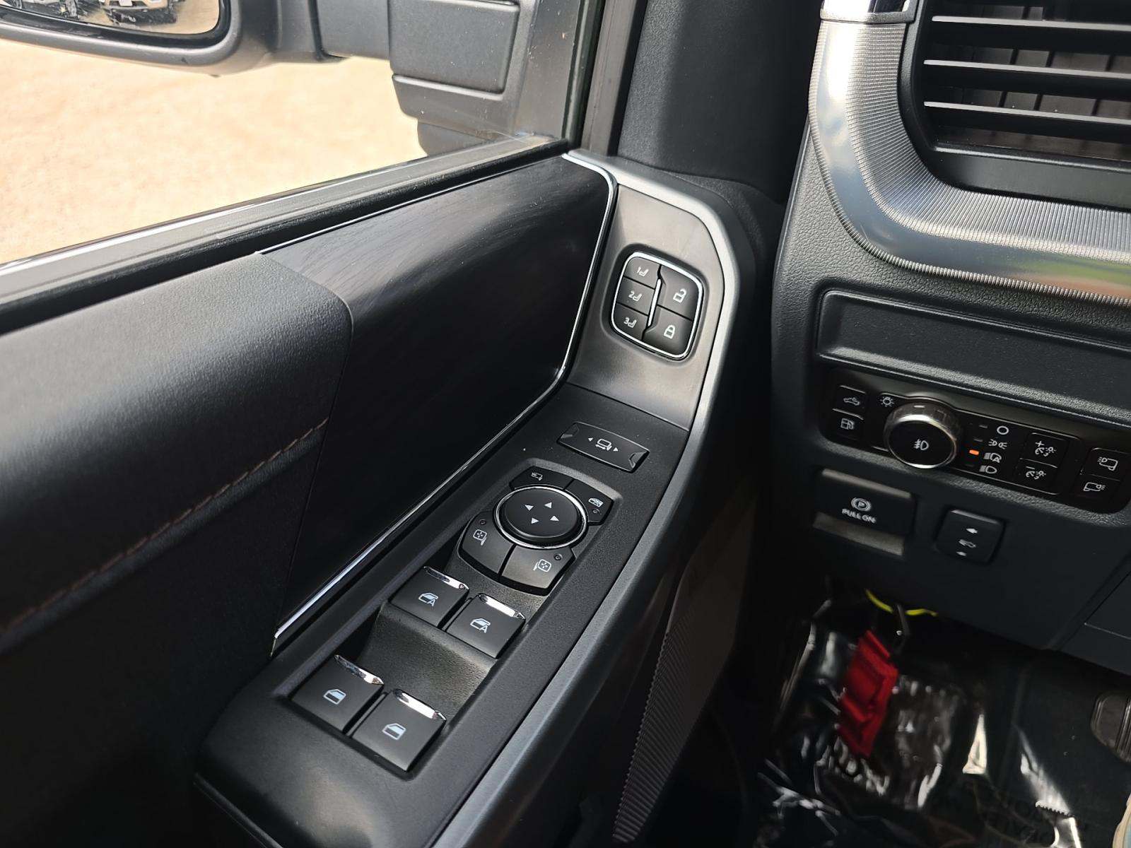 2025 Ford F-150 Hybrid Lariat AWD