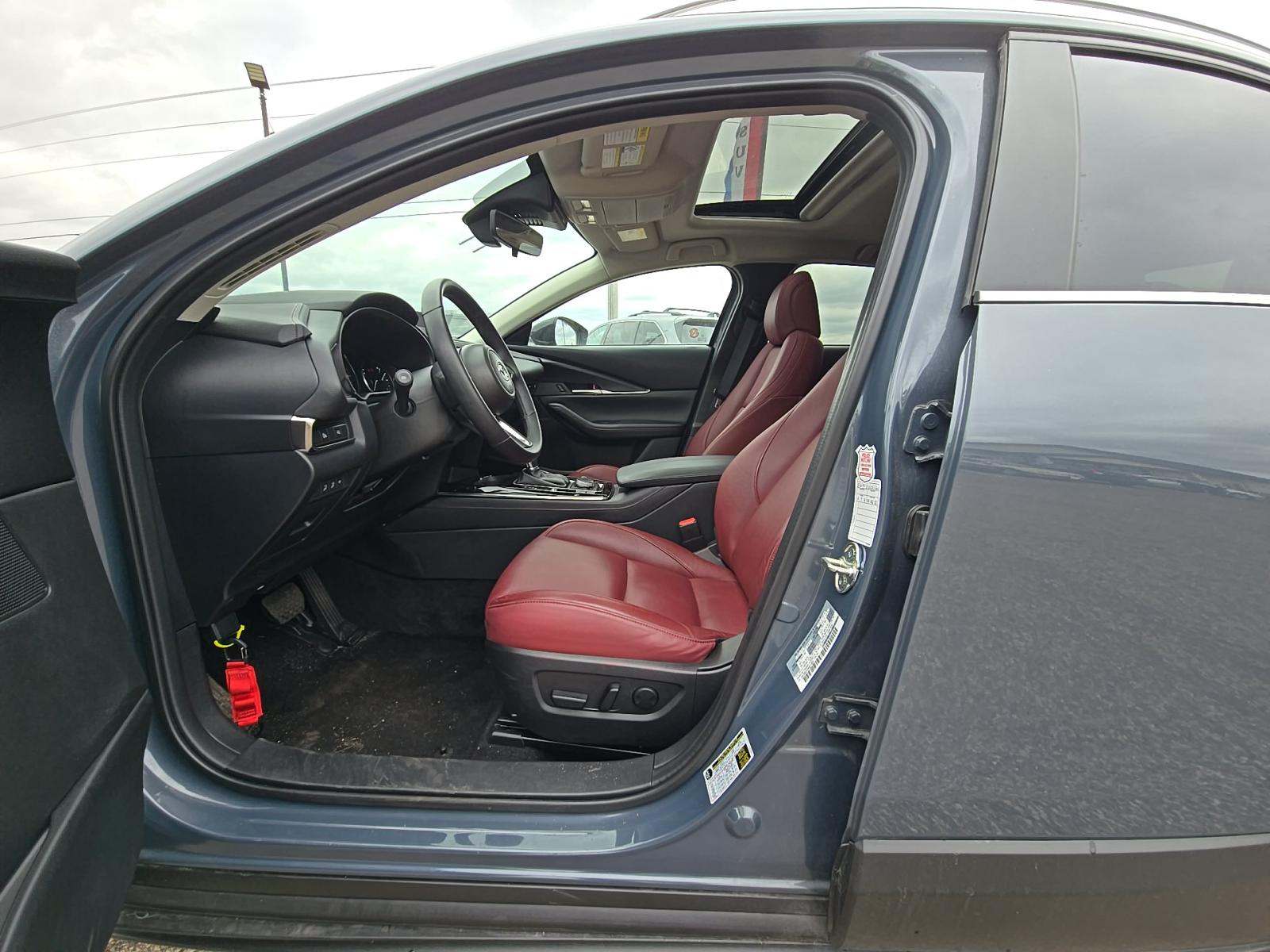 2025 MAZDA CX-30 2.5 S Carbon Edition AWD