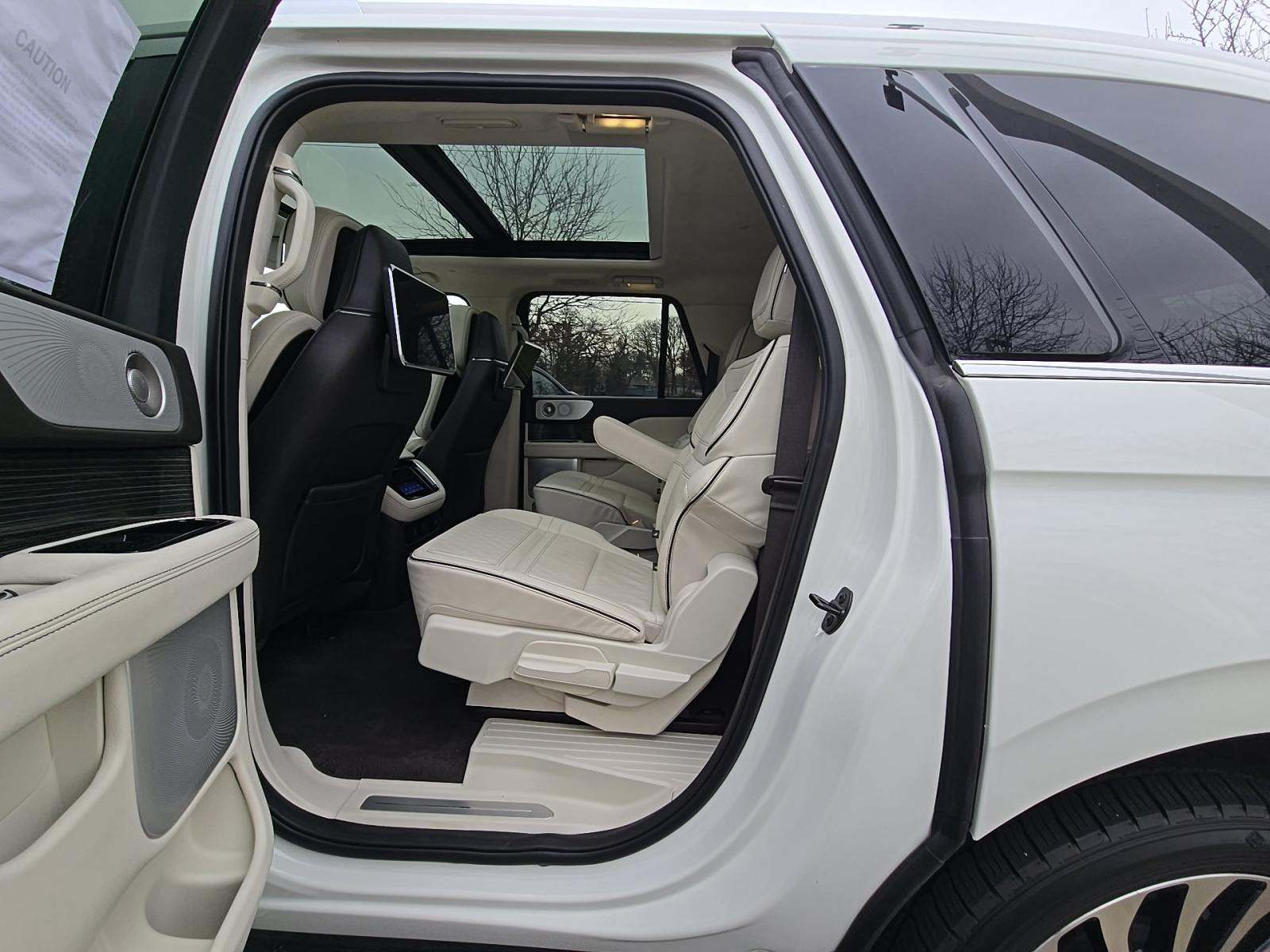 2023 Lincoln Navigator L Black Label AWD