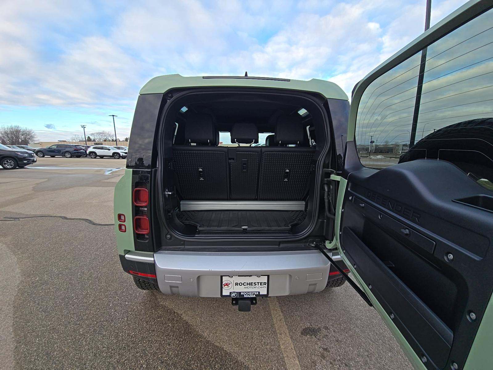 2023 Land Rover Defender 90 75th Limited Edition AWD
