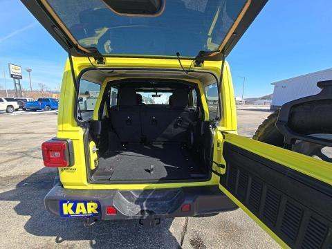 JEEP UNLIMITED HIGH TIDE EDITION - 10