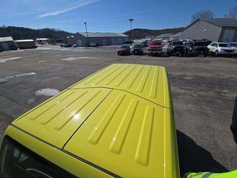 JEEP UNLIMITED HIGH TIDE EDITION - 8