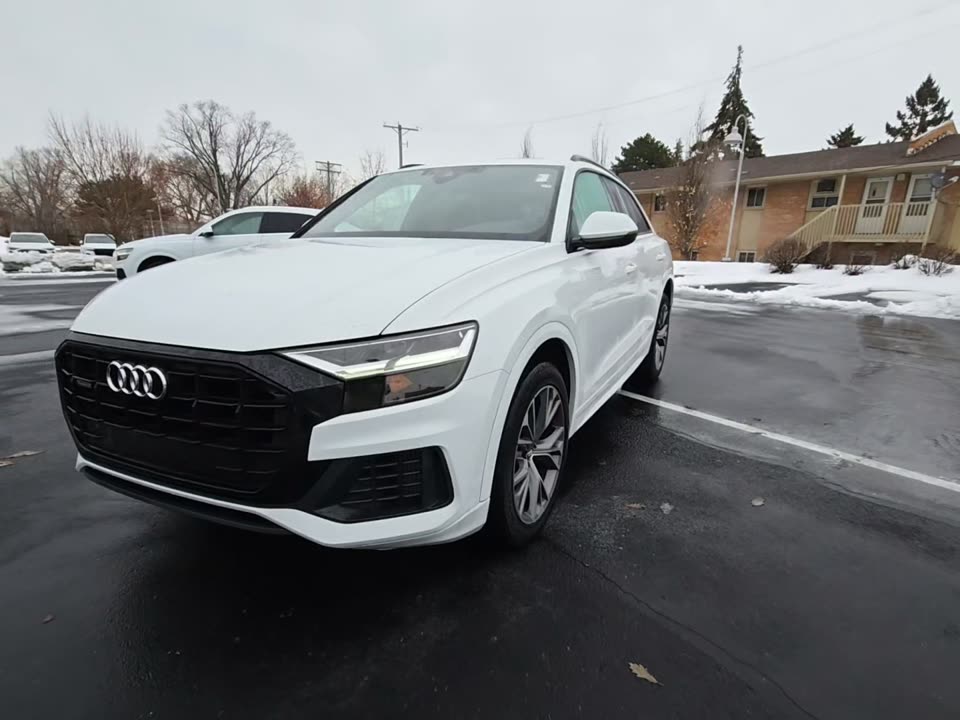 2020 Audi Q8 Premium
