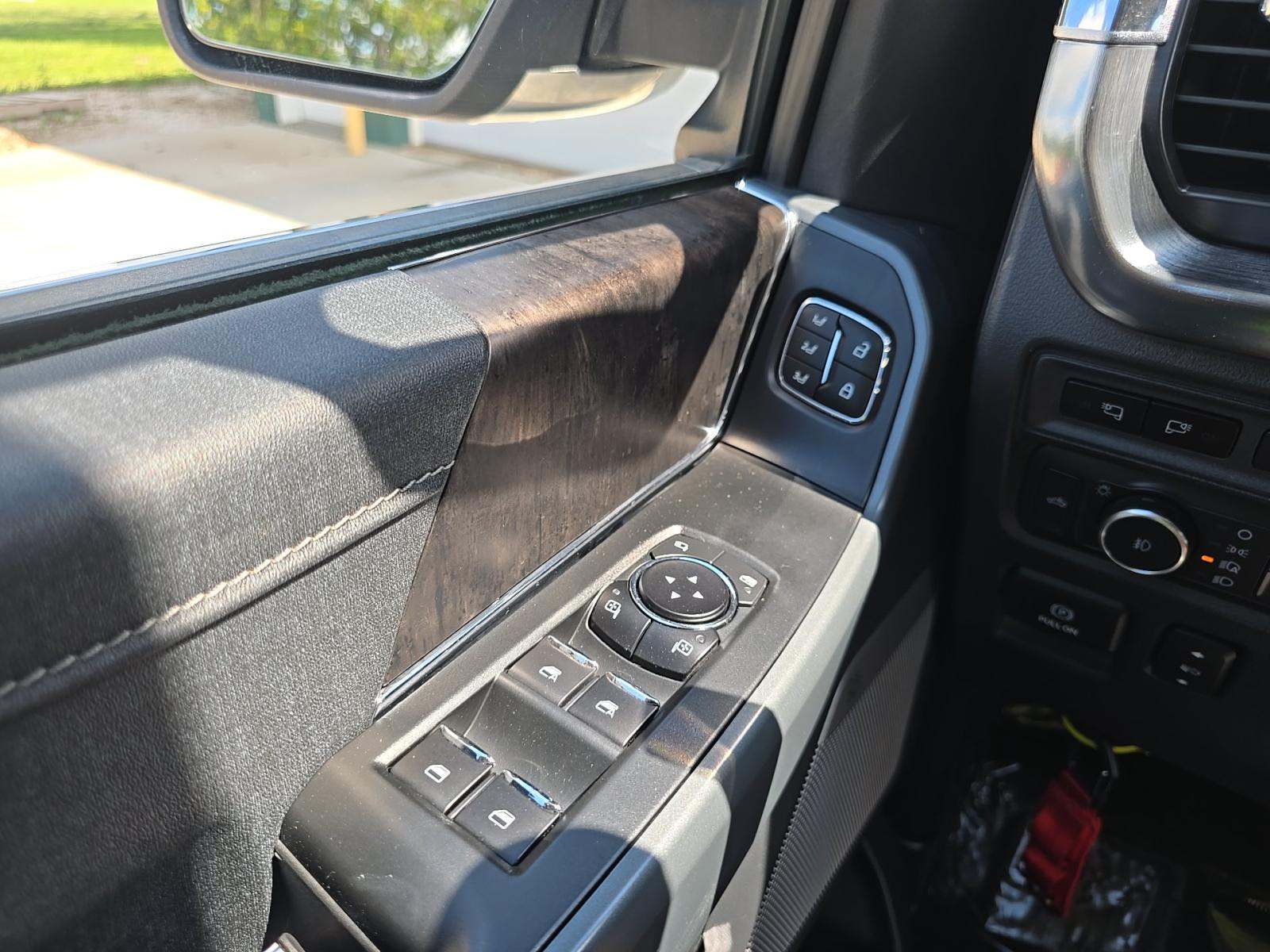 2023 Ford F-150 Lariat AWD
