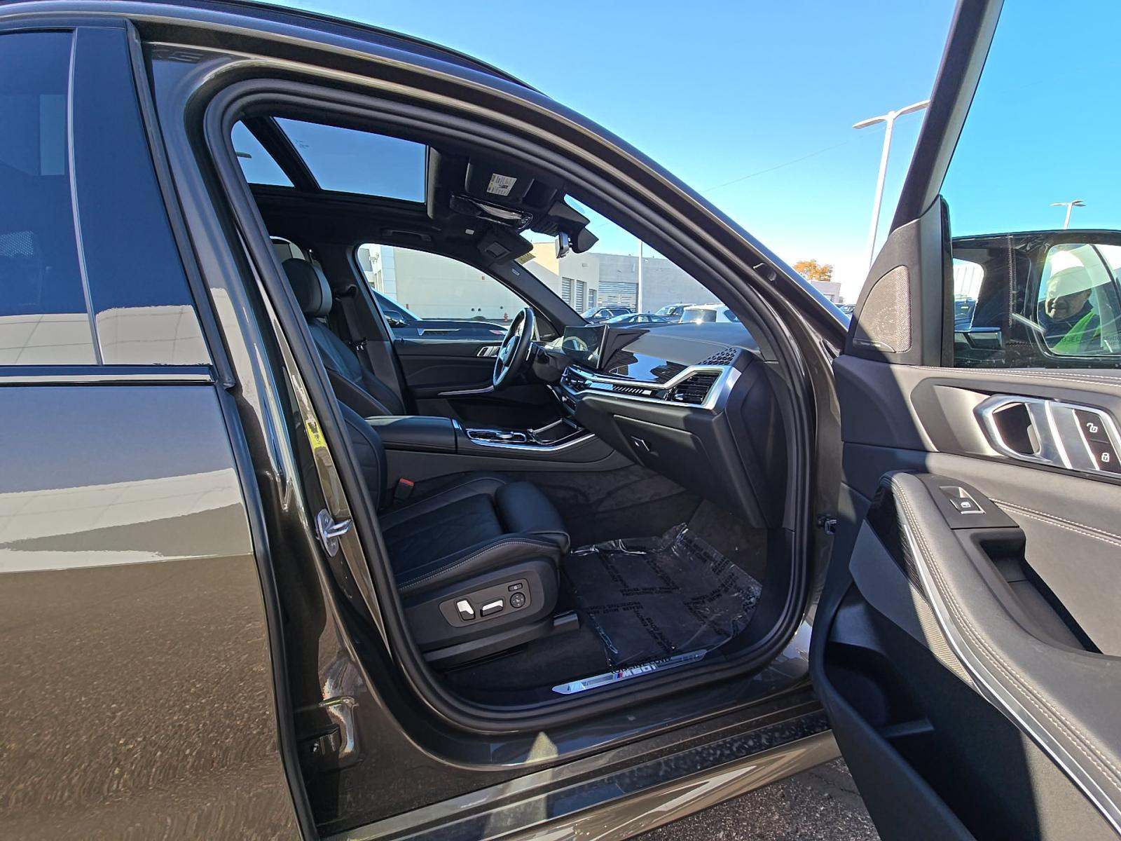 2024 BMW X5 M60i AWD